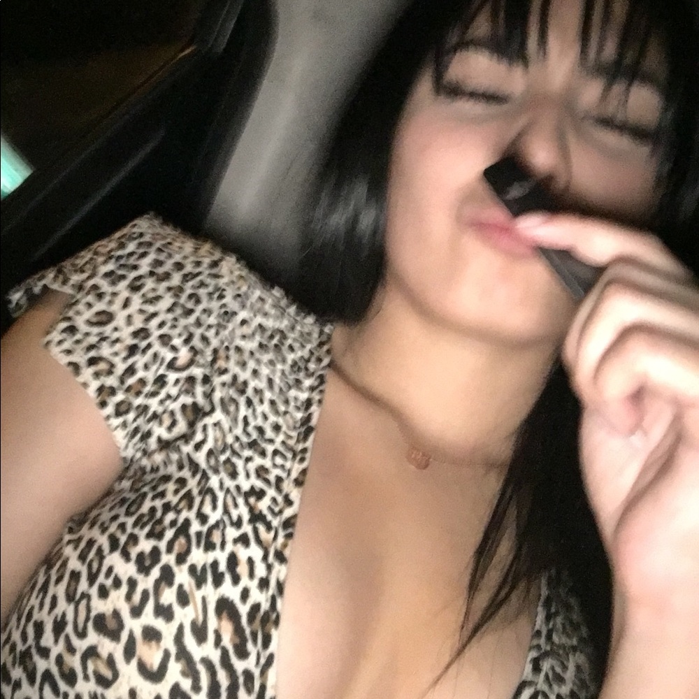 Meet your Posher, Maria